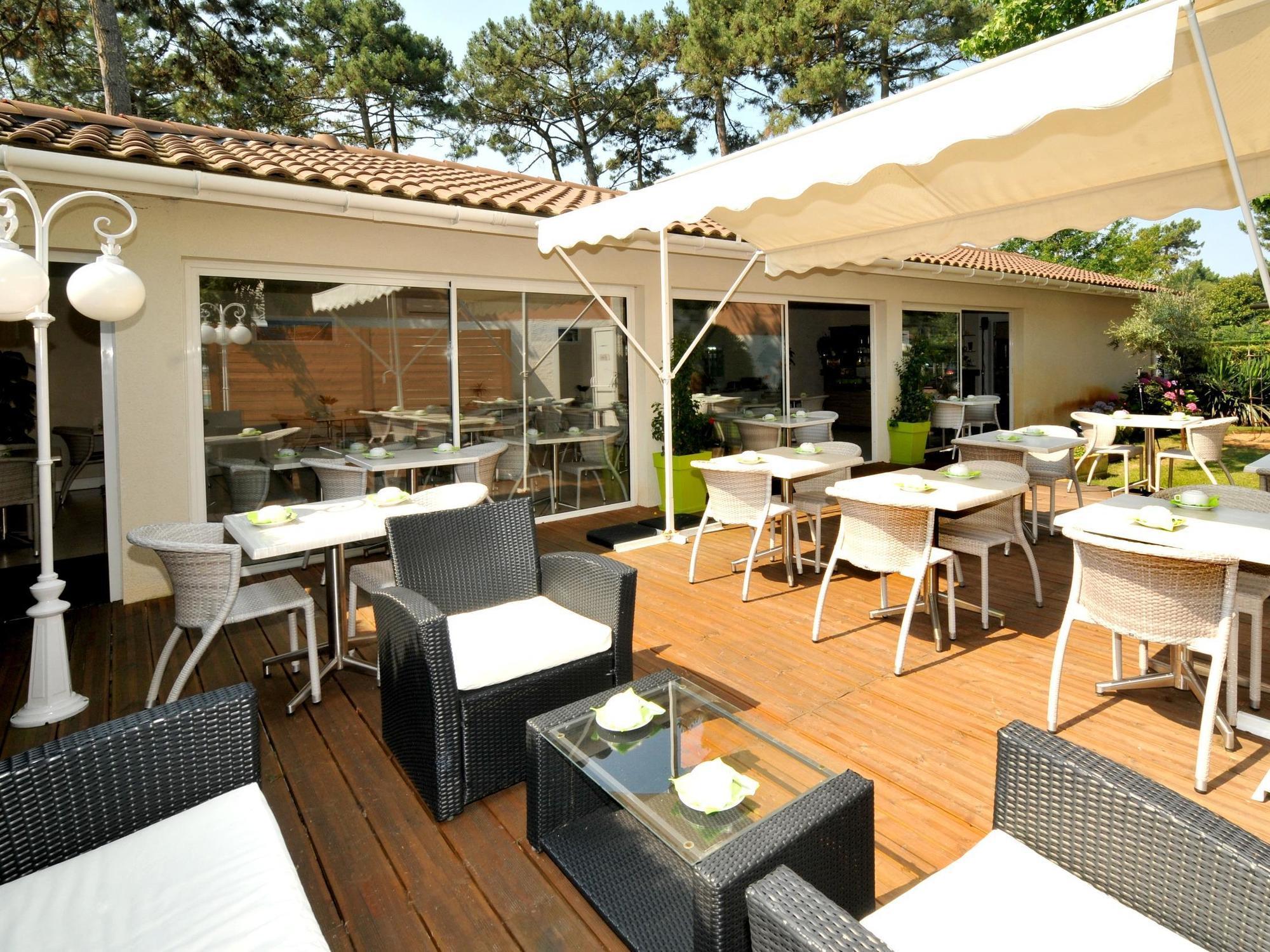 Hotel Restaurant La Forestiere Biscarrosse-Plage Exterior foto